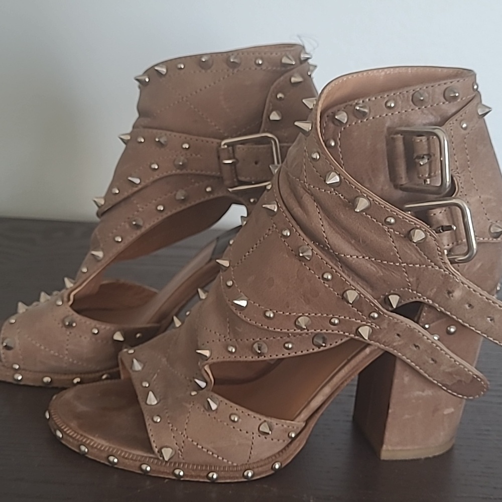 Laurance decade suede heels